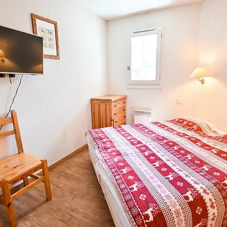 Flat In With Swimming Pool Appartement *