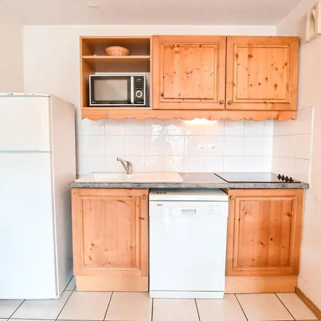 Flat In With Swimming Pool